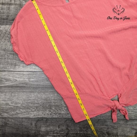 Buffalo David Bitton Short Sleeve Tie Front Top Size S - Picture 4 of 5